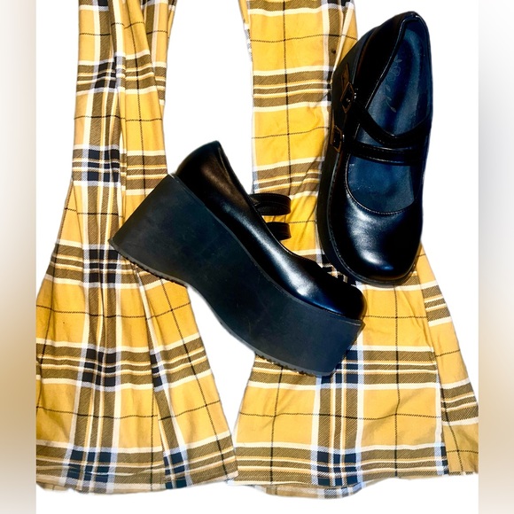 Delia’s for Dolls kill Black Double Strap Mary Jane Platforms - Picture 1 of 11